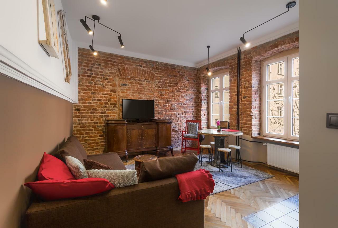 Elzbieta Locum / Market Sqr Apartament *